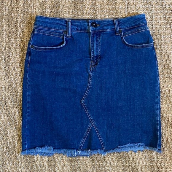 Dorée Design “Dora” Raw Hem Jean Skirt NWOT - Picture 4 of 7